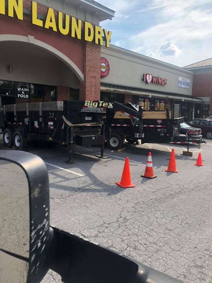 Bella Construction truck and trailer equipment